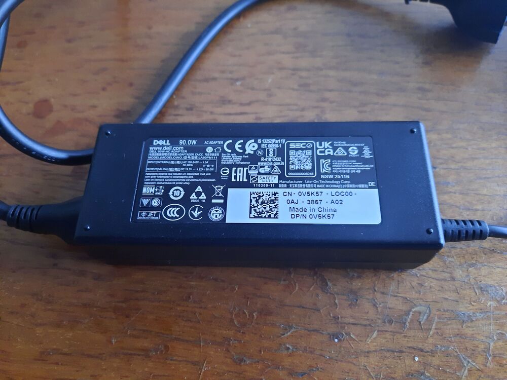 Dell laptoptöltő