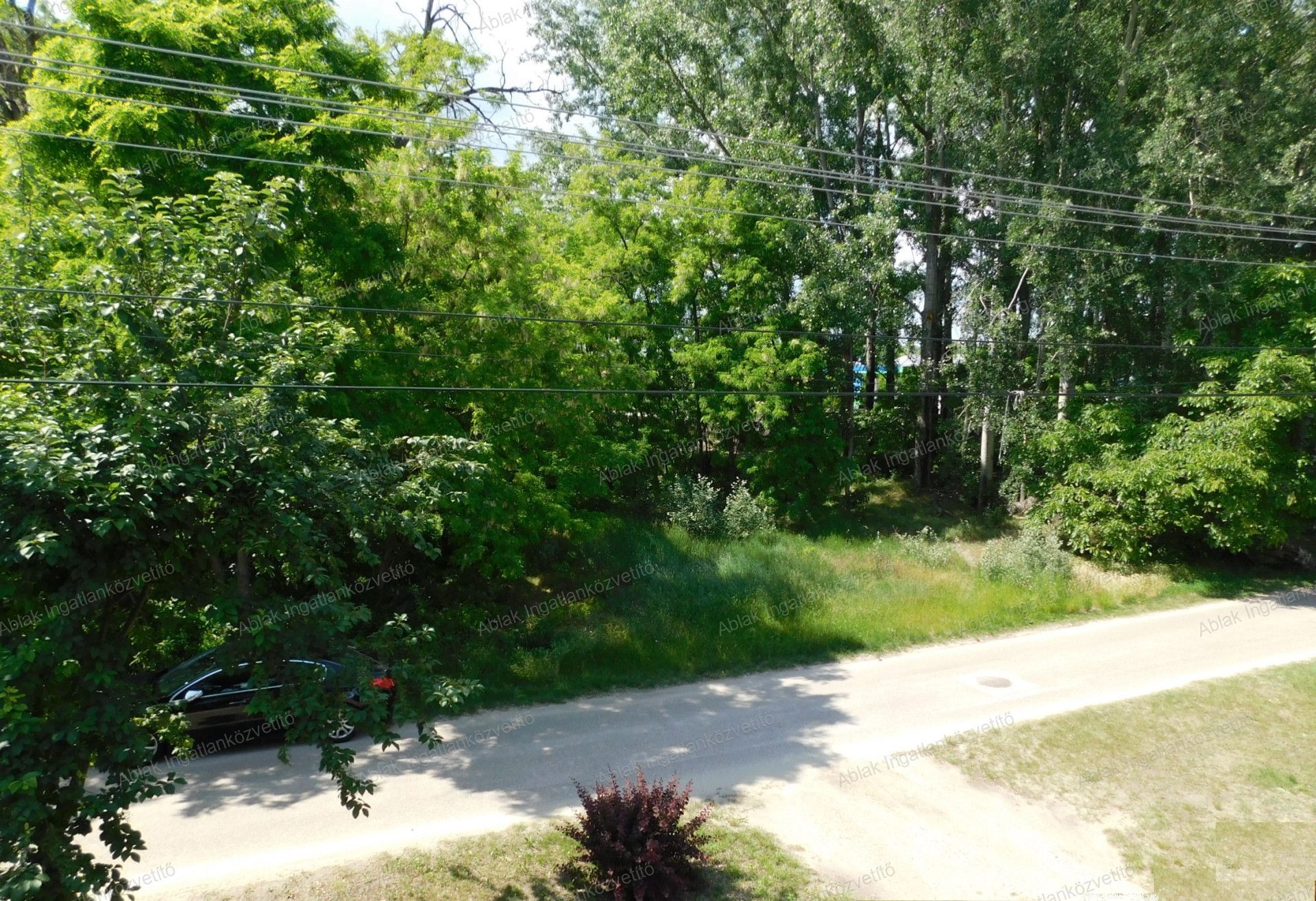 Kecskemét -Katonatelep, Lombos utca szomszédságában 720m2-es telek rész eladó!