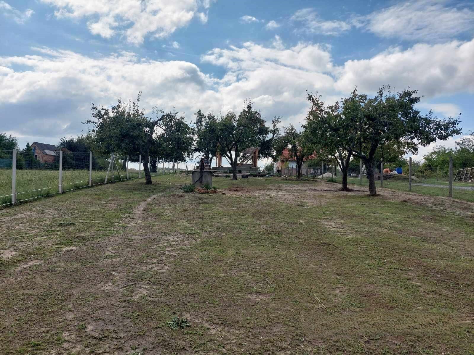 Eladó zártkert Oroszlányon!