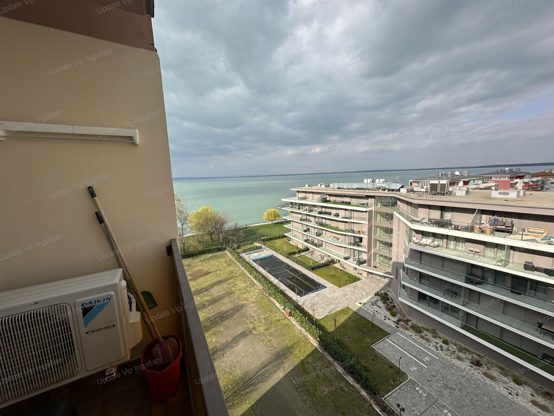 Siófok Aranyparton panorámás lakás eladó!