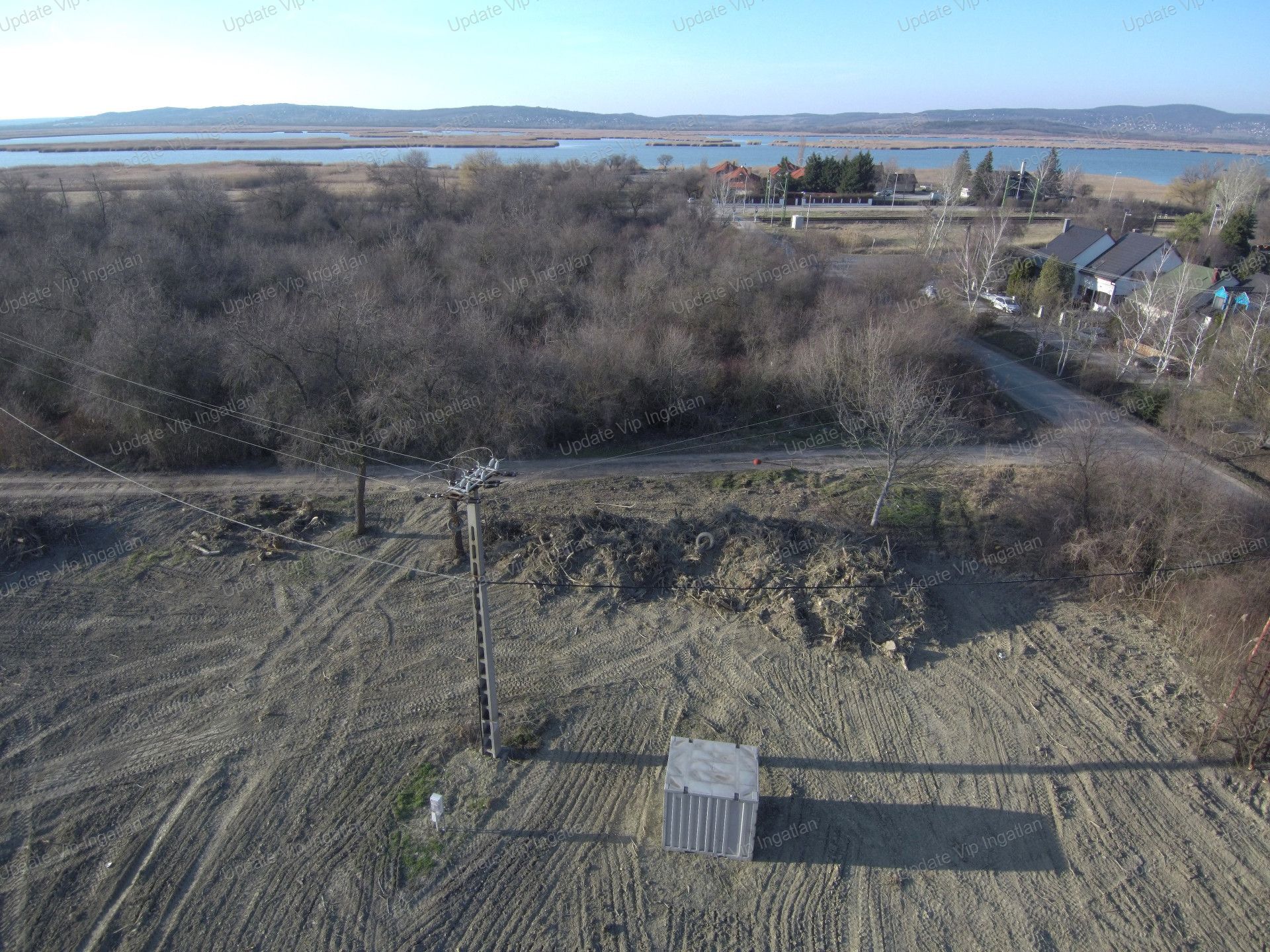 A VELENCEI TÓHOZ KÖZEL, GÁRDONYI BELTERÜLETI PANORÁMÁS ÉPÍTÉSI TELEK ELADÓ!