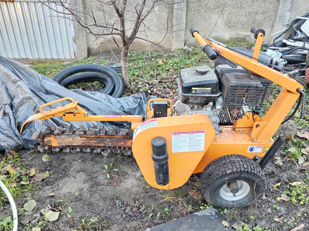 Lumag GF-800 árokásó