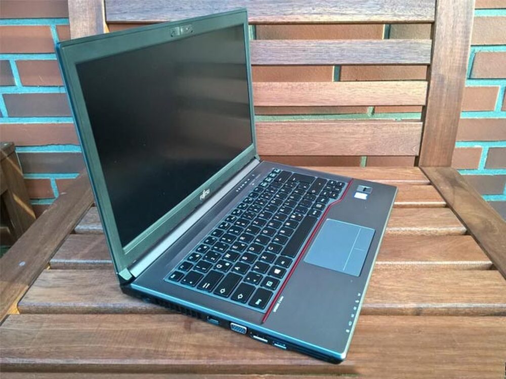 Láttad már? Fujitsu LifeBook E746 -Dr-PC-nél