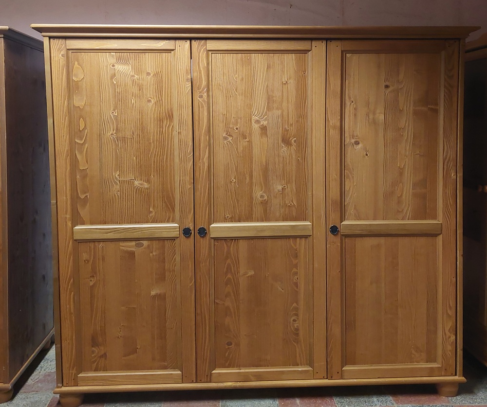 Ikea Leksvik fenyő 3 ajtós gardróbszekrény 1