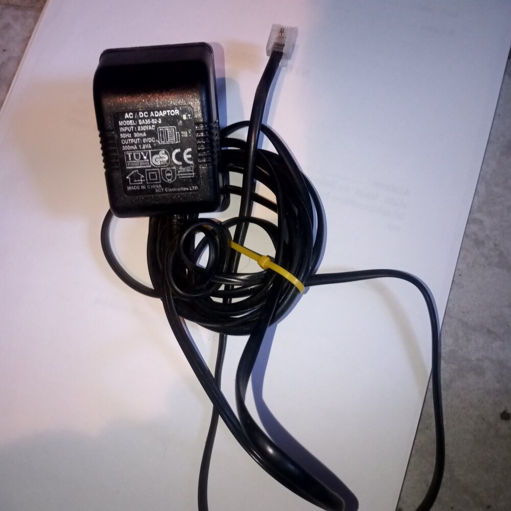 DC adapter SA35-52-2 6V 300mA működő