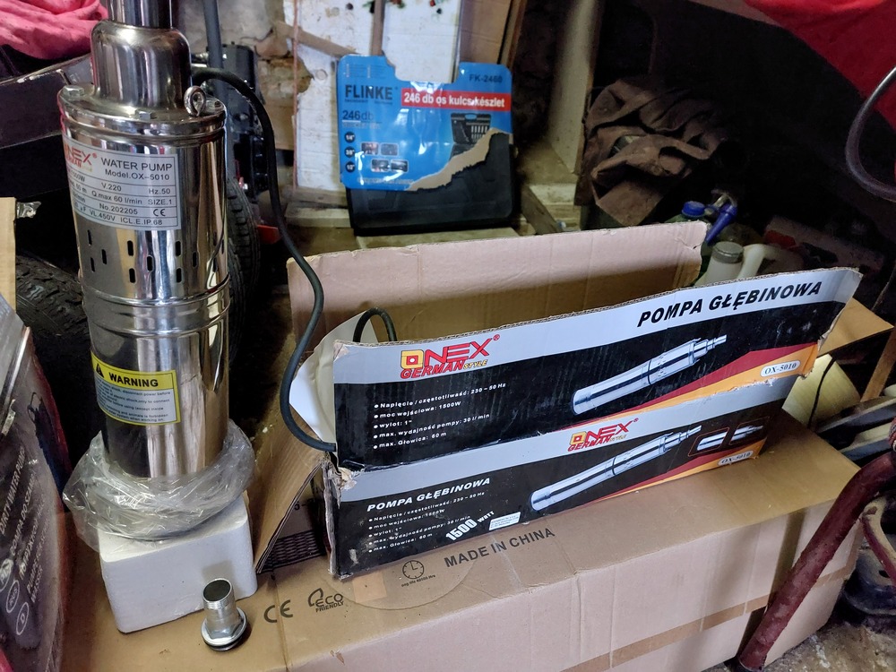 Onex 1500W mélykúti csőszivattyú OX-5010  új használva nem volt tartozékok meg léte miatt bontottam fel. Eladás oka  véletlen 2 rendeltem és mivel nem hibás igy nem veszik vissza. De el is cserélem.Ár;25 ezer ft.