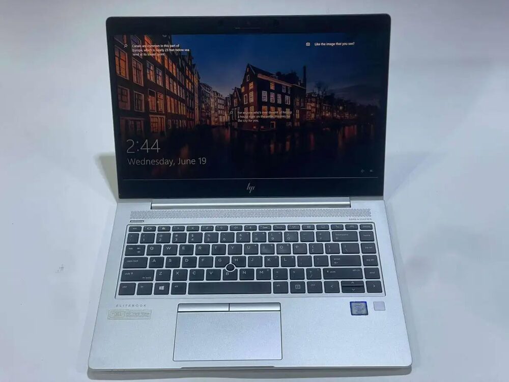 1 kis KáPé, tiéd e HP! EliteBook 725 G4 (magyar bill)