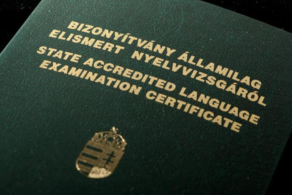 Eladó érettségi, diploma, nyelvvizsga, OKJ bizonyítvány!