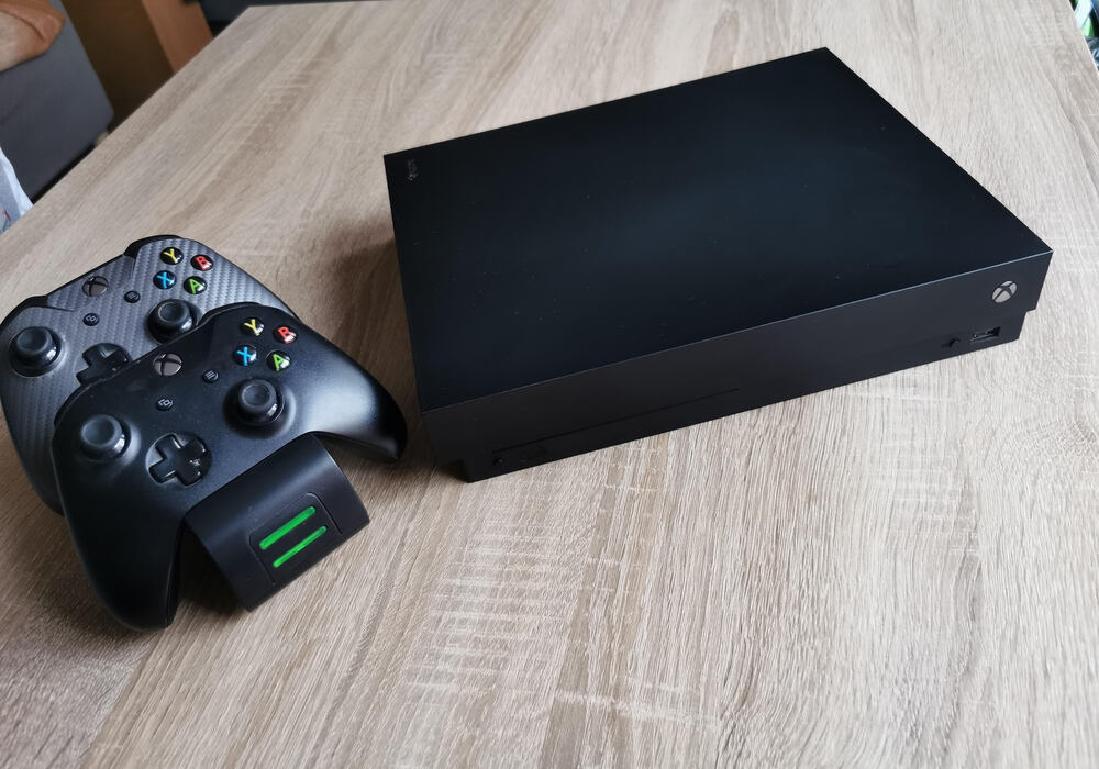 Xbox One X