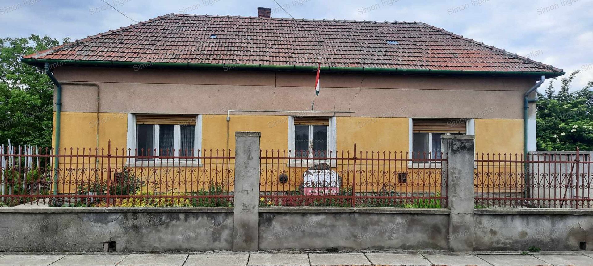 Eladó Csépán 3 szobás családi ház 670 nm-es telekkel.