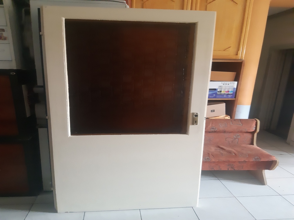 Ajtó bagoly sárga üveges tok nélkül 87x204,5cm fehér jobbos falcos