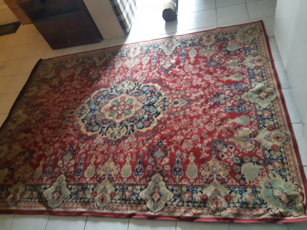 Szőnyeg 200x290cm megkímélt állapotban