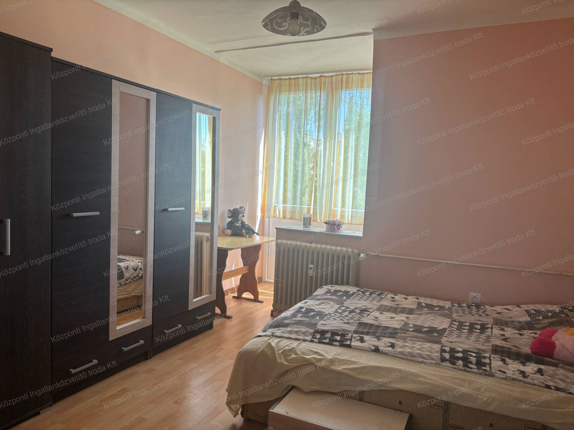 Kétteraszos, 57 m²-es lakás eladó Tatabánya-Dózsakert szívében!