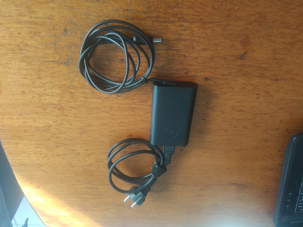 Dell laptoptöltő 65w