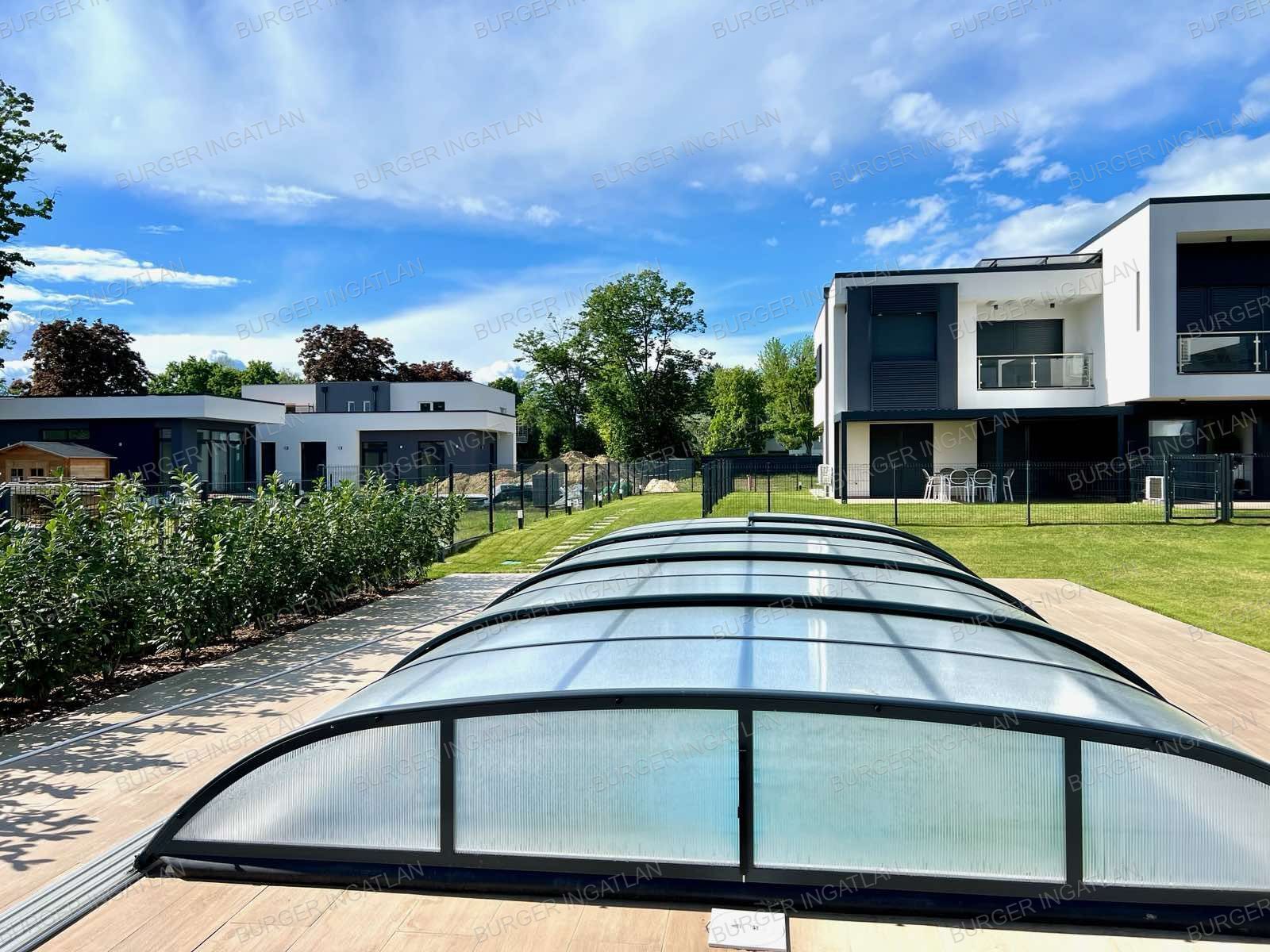 Siófok Sóstó részén, ÚJ ÉPÍTÉSŰ, földszinti, nappali + két szobás 53,13 m²-es lakás, 20 m²-es terasszal + 20 m²-es saját kerttel ELADÓ!