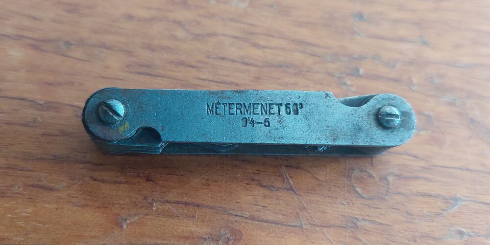 retro menetfésű 2