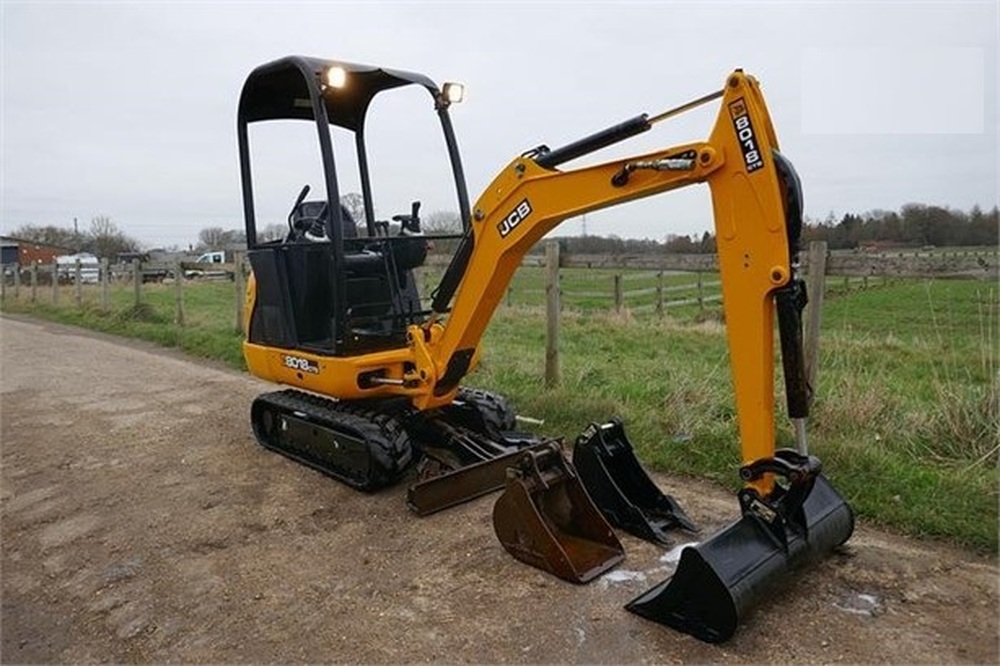 JCB 8018 CTS