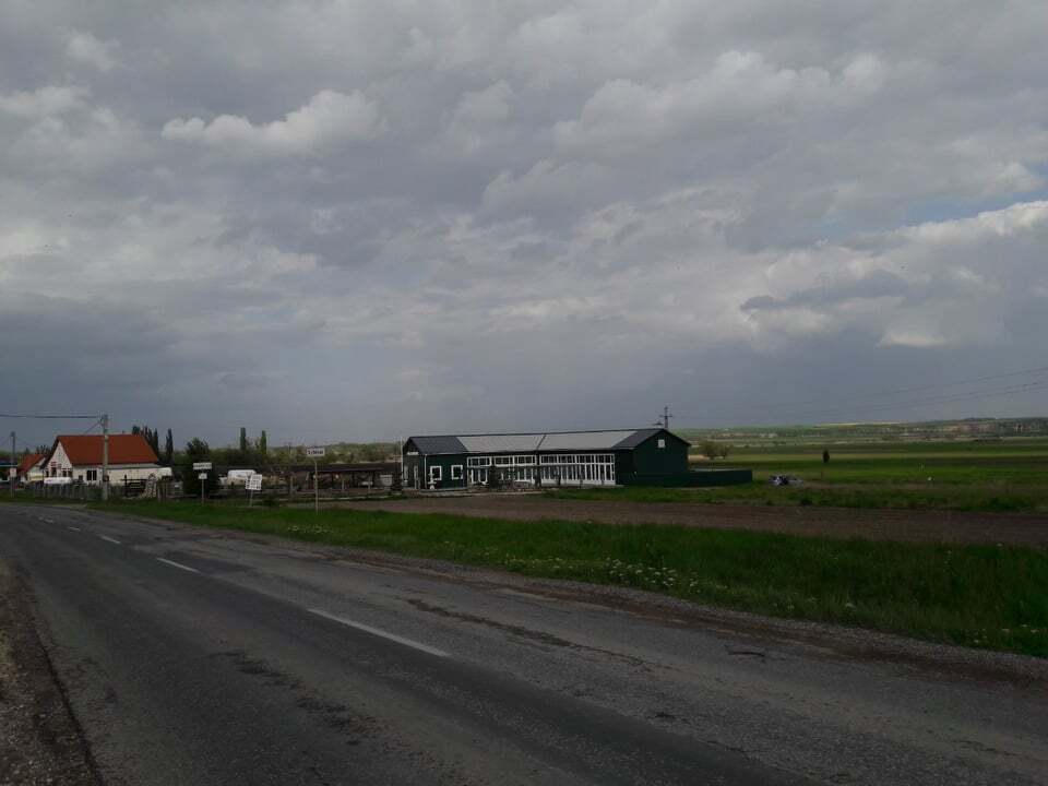 Csákváron Ipari ingatlan eladó!