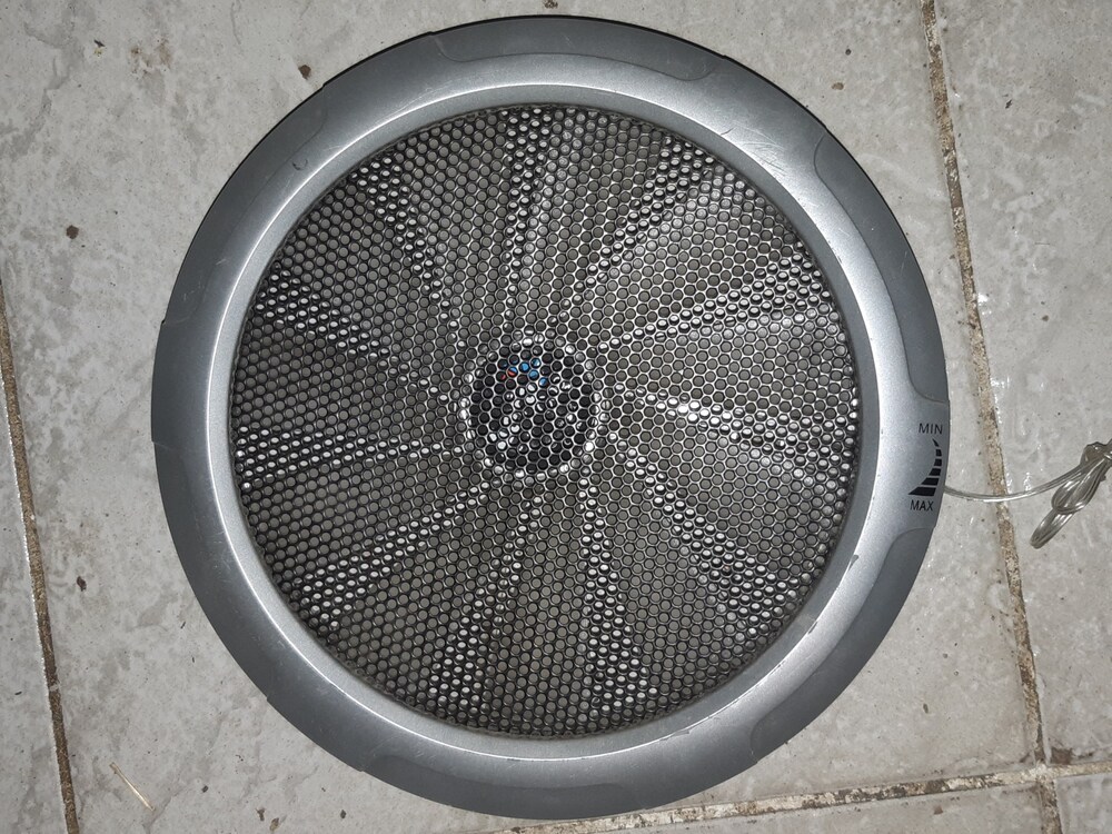 Aero Cool DC12V-os nagy ventilátor 25cm külső átmérő működő