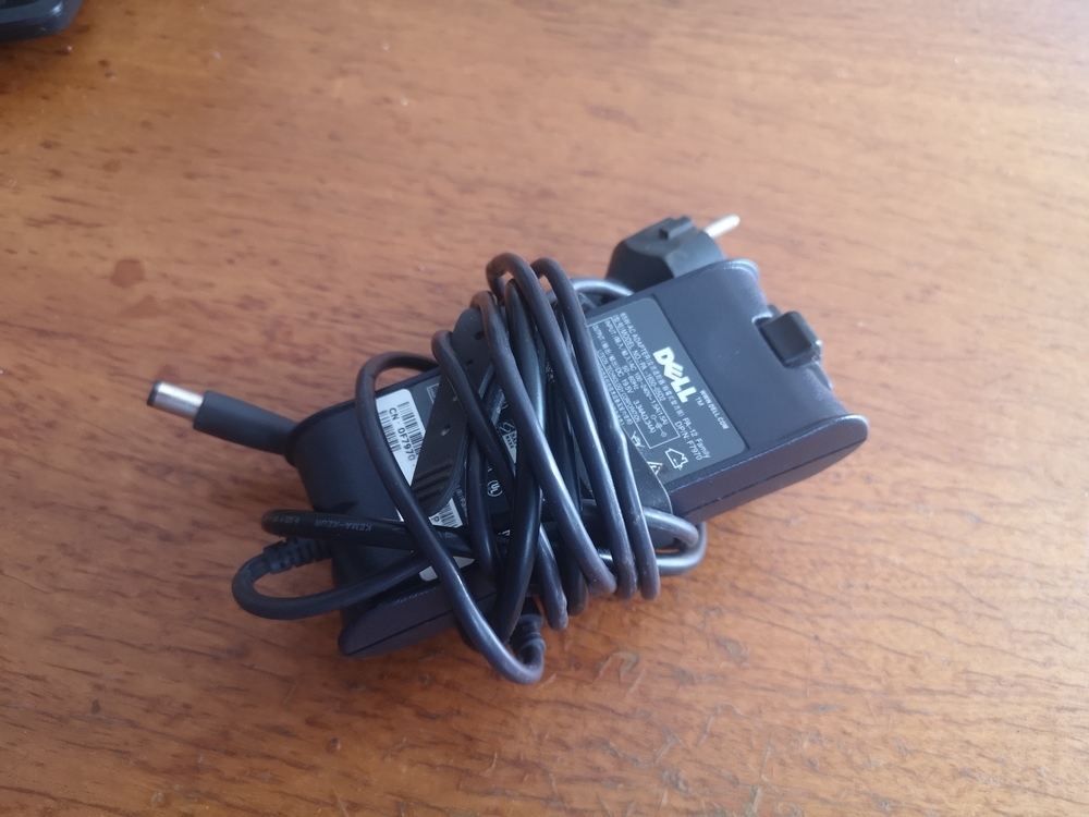Dell laptop töltő (65w)