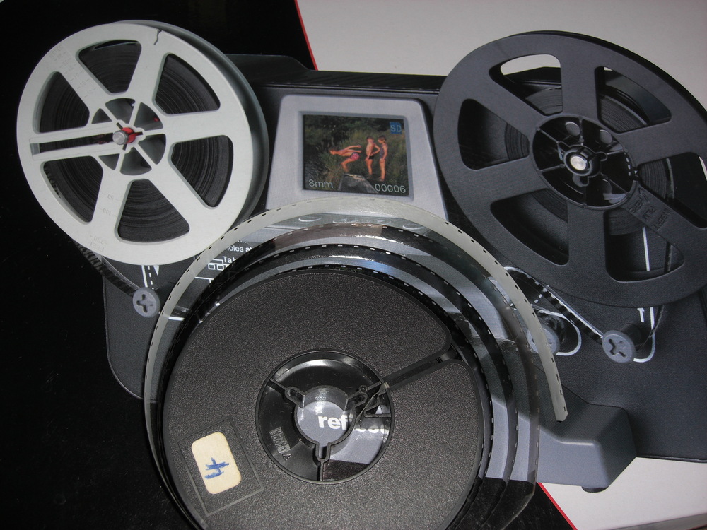 Normal8/SUPER8mm mozgófilm tekercsek digitalizálása pendrive-ra Debrecenben!