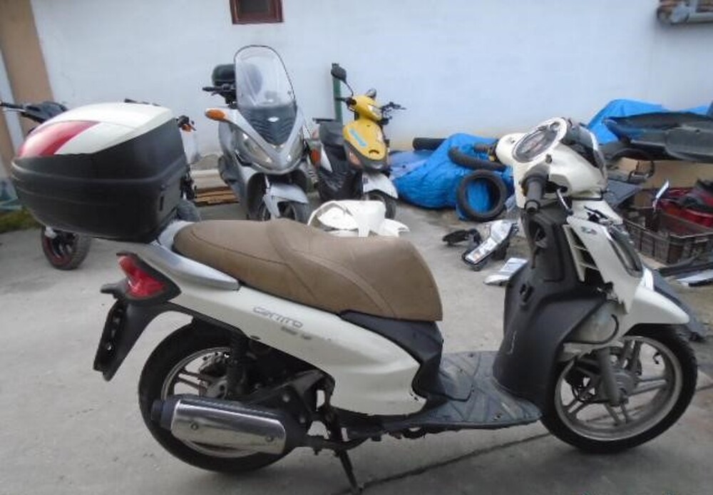 Malaguti Centro 125 i.e. bontott alkatrészei eladók