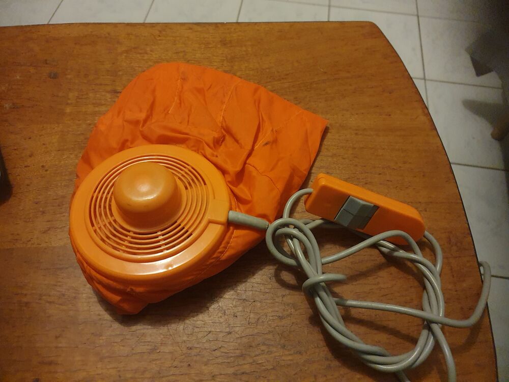 retro ritka AKA Elektrik DDR hordozható hajszáritó bura