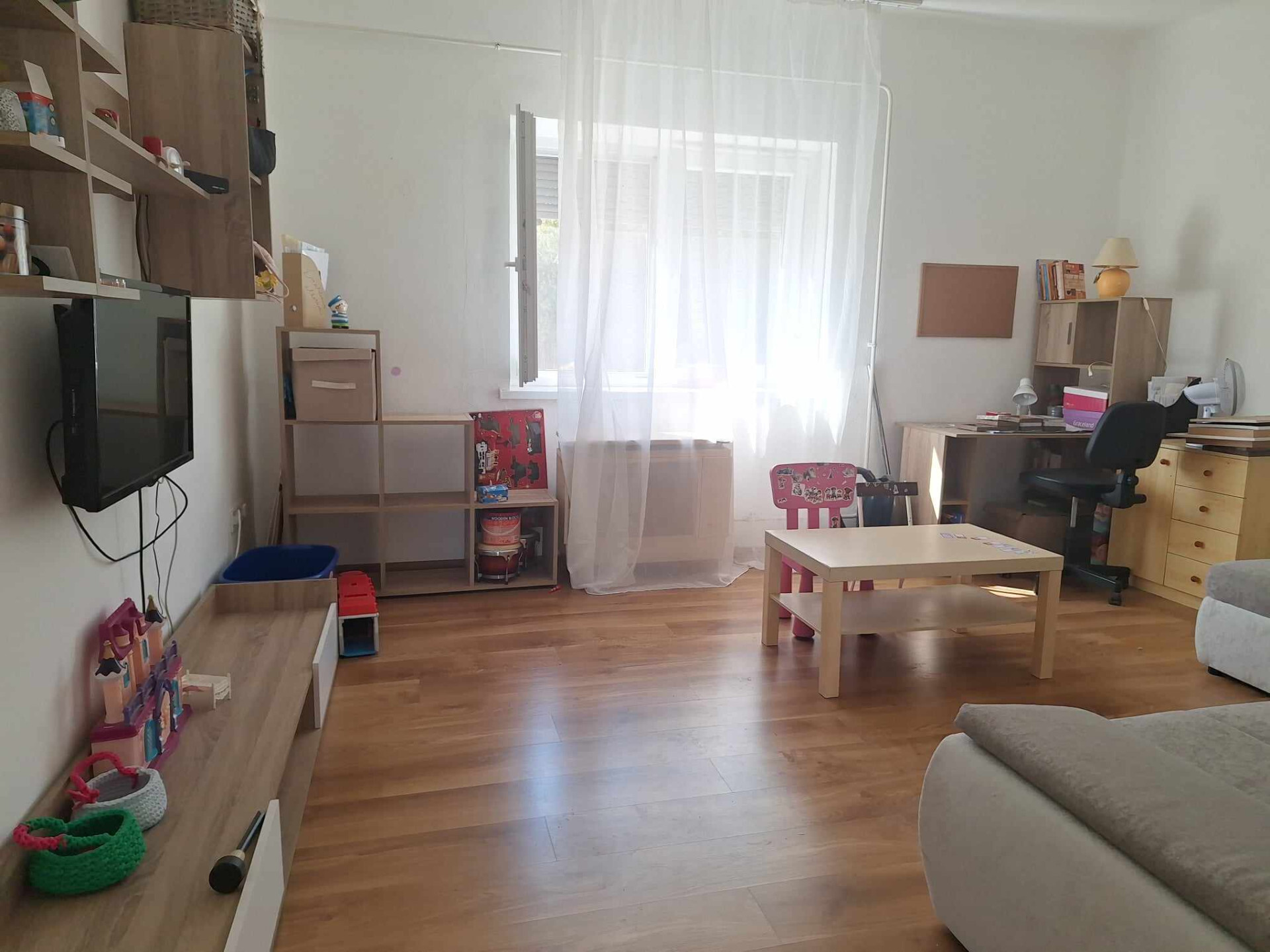 Pusztamérgesen 2158 nm-es telken családi ház eladó!