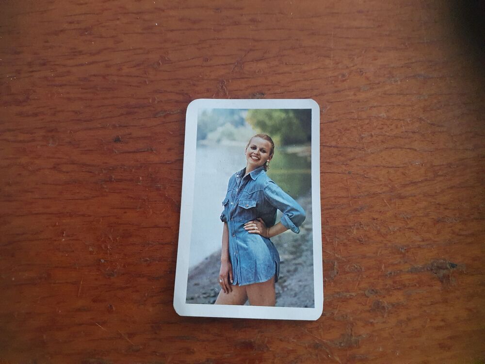 retro csajos kártyanaptár Centrum Áruházak 1979