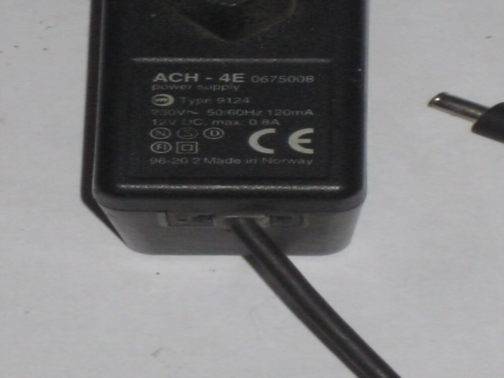 Adapter 12V DC / 0,8A