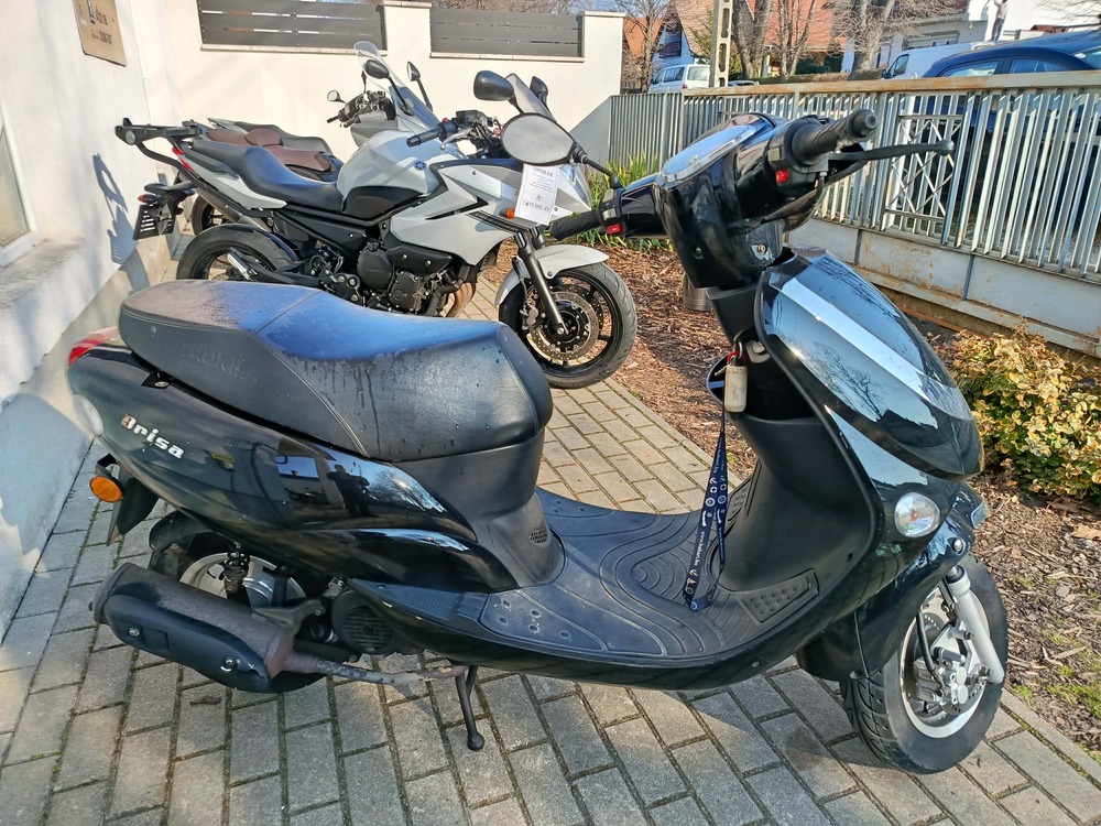 Tauris Brisa 50 4T '11