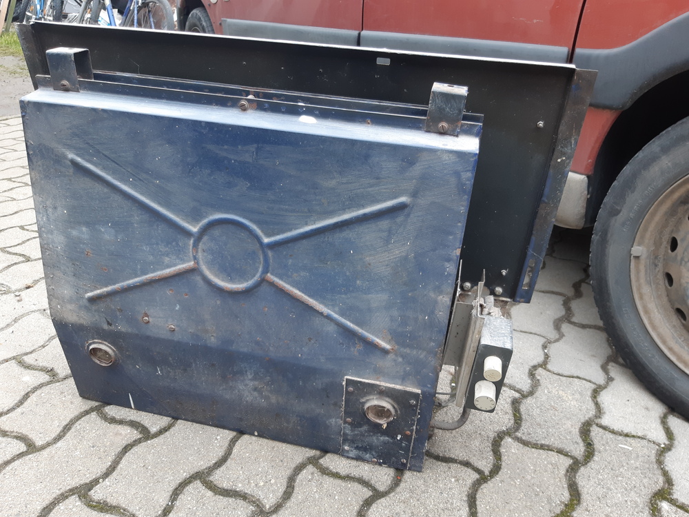 FÉG F8 konvektor 5,3KW parapet nélkül