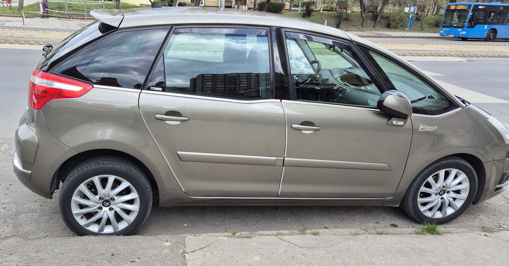 Eladó c4 picasso 1.6 diesel