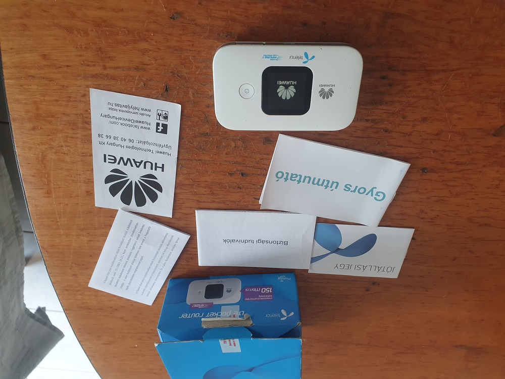 Huawei E5577-321 4G LTE mobil Wi-Fi router