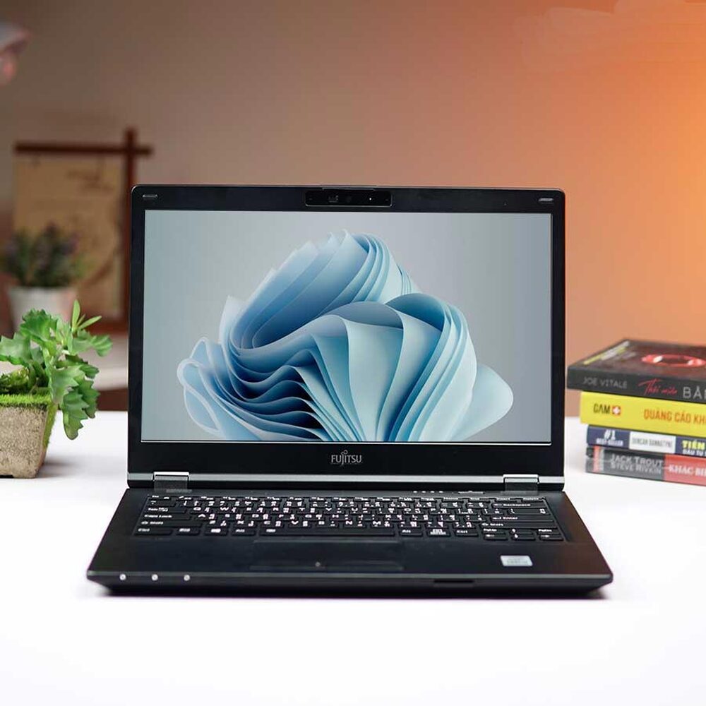 3XL választék XS árak: Fujitsu LifeBook E5410 -4.15