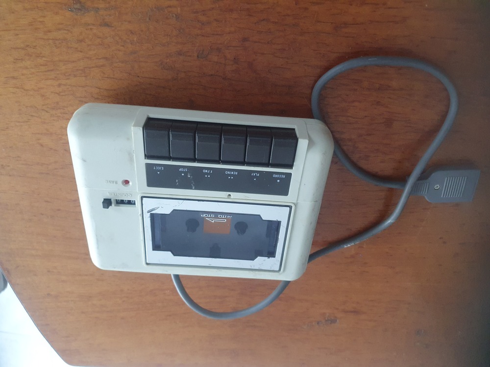 retro Commodore 64 adatmagnó