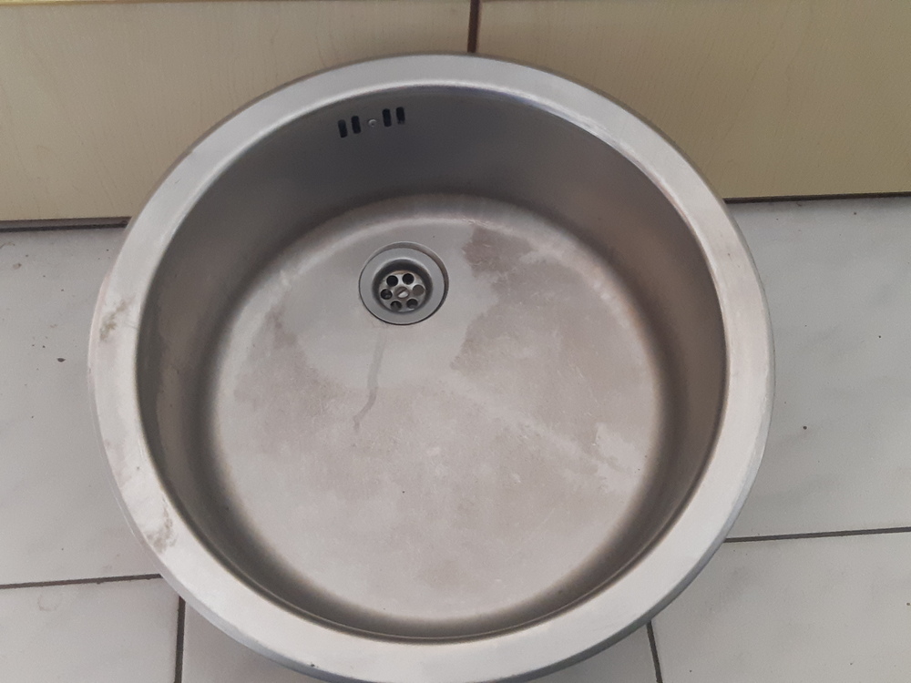Kör egymedencés beépíthető mosogató inox 16x46cm átmérő