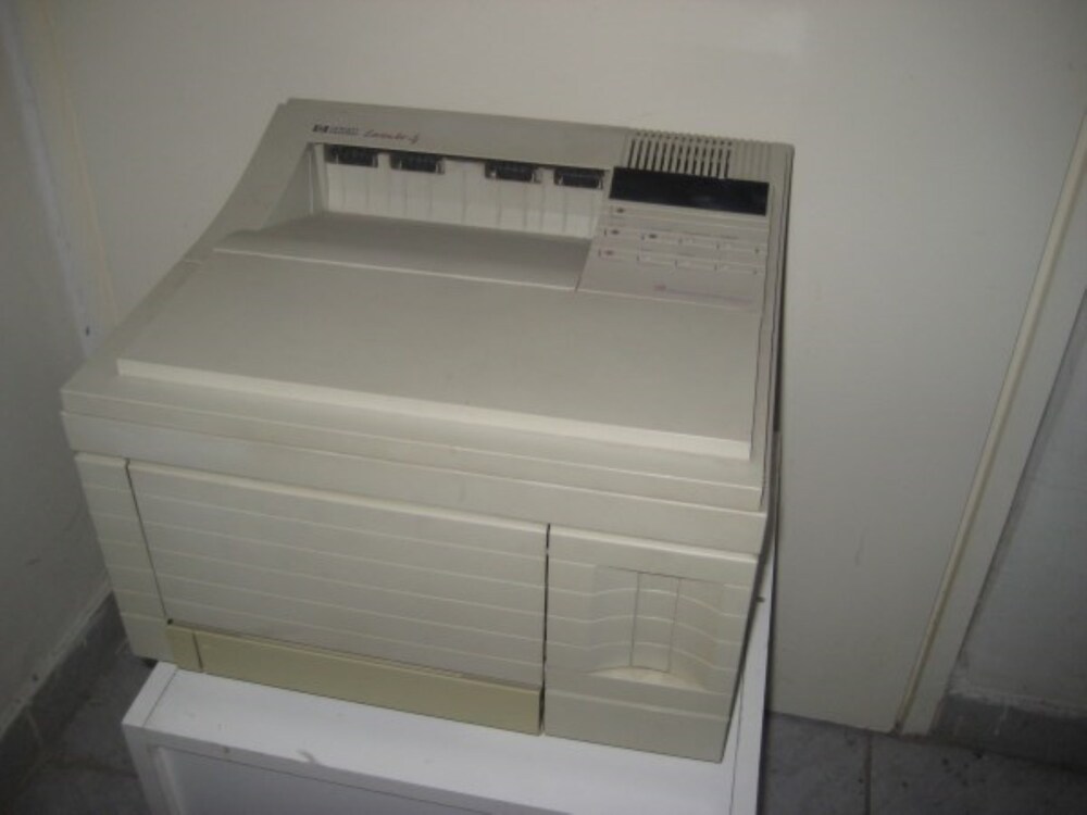 HP Lasejet 4 nyomtató