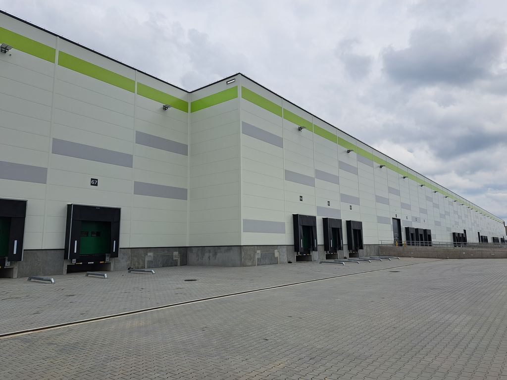 Raktár kiadó 3 391 m2 Maglód M0-as autóút mellett