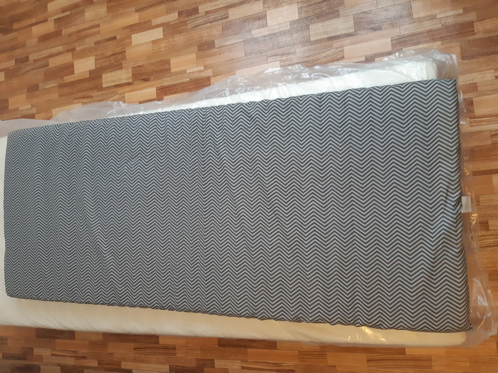 Jysk Bajlum 75x180cm szivacs matrac 7cm vastag vendégágyhoz volt