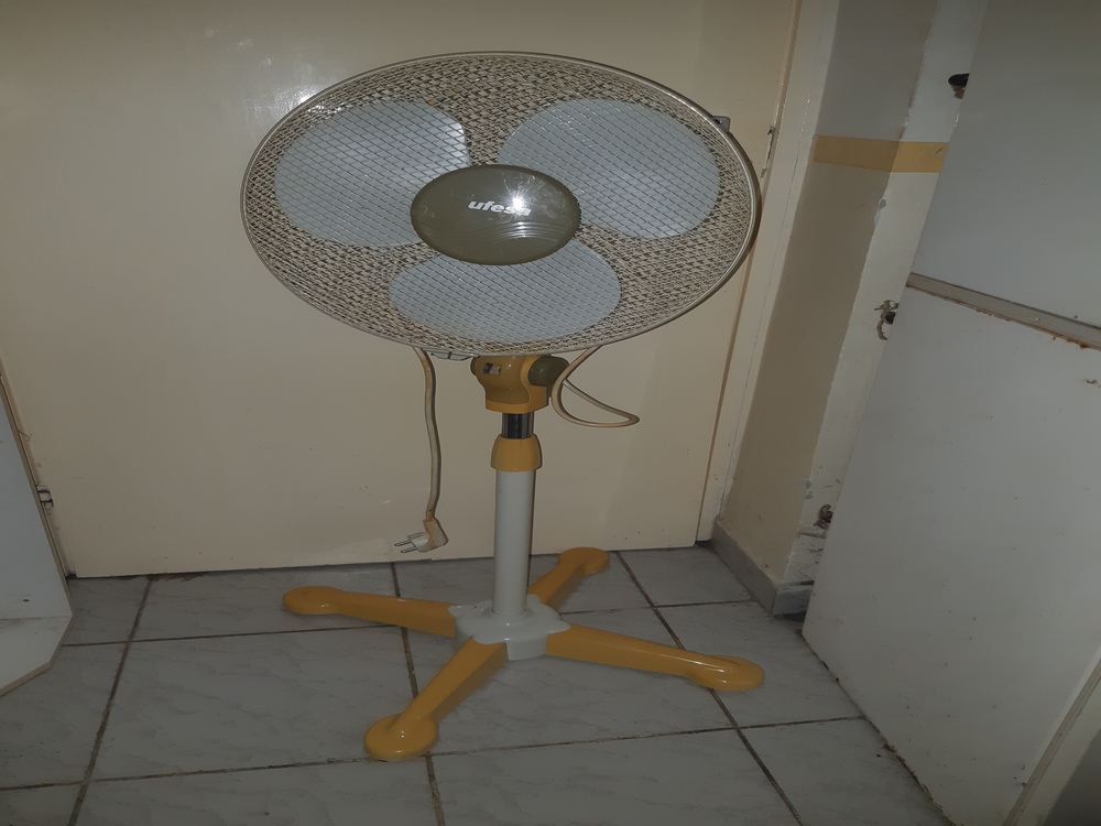 Ufesa VP-6222 álló ventilátor 3 sebességes 46cm kosár működő