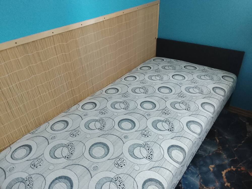 Egyszemélyes 90x200 cm rugós ágy eladó