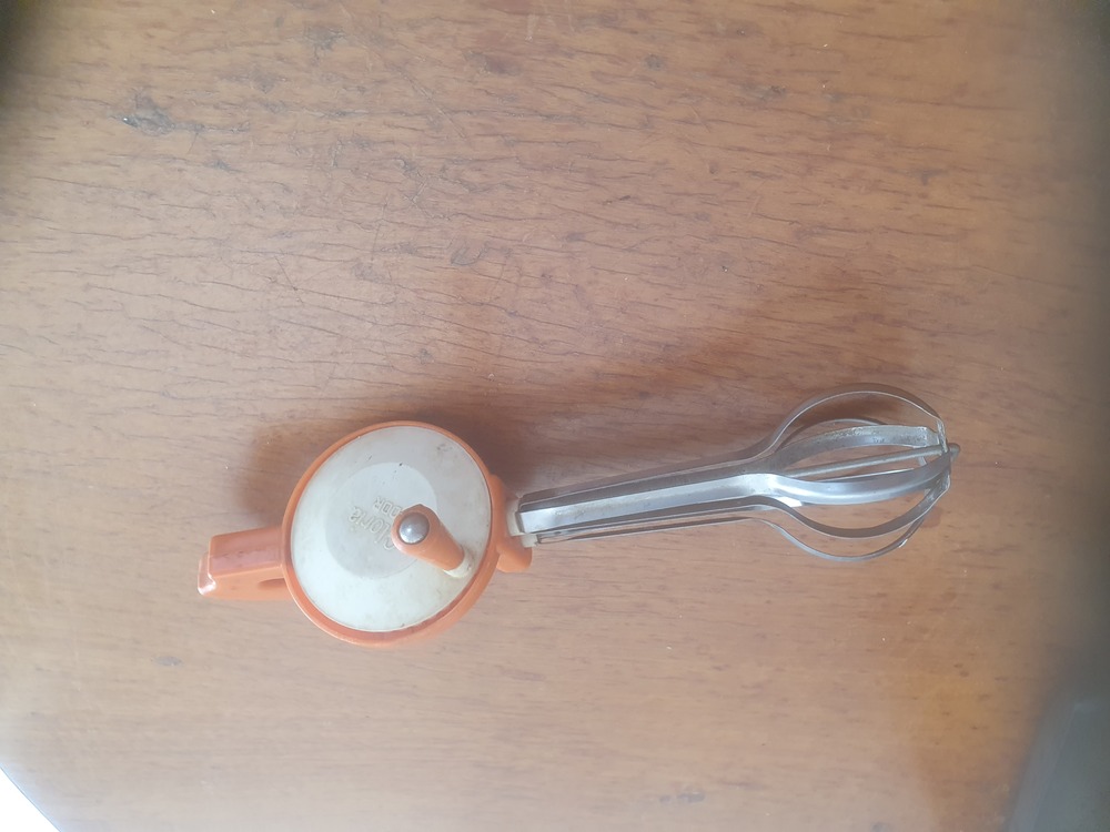 retro Glória tekerős habverő